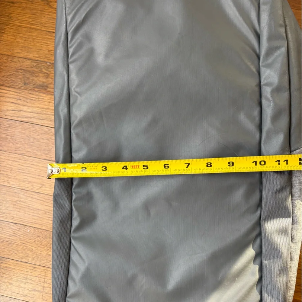 IMG Academy Official Issued Gray Under Armour Undeniable Duffle Bag 🏀